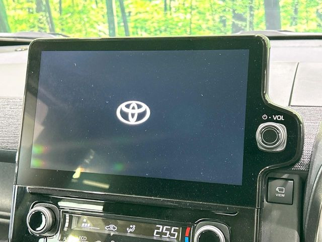 �y10.5�C���` �f�B�X�v���C�I�[�f�B�I�z���ʂ̃f�B�X�v���C��AppleCarPlay��AndroidAuto�����p�\�B�傫�ȉ�ʂŃX�}�z�i�r�A�v���������p���������܂���