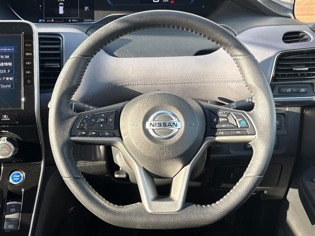 セレナ1.2 e-POWER ハイウェイスターV