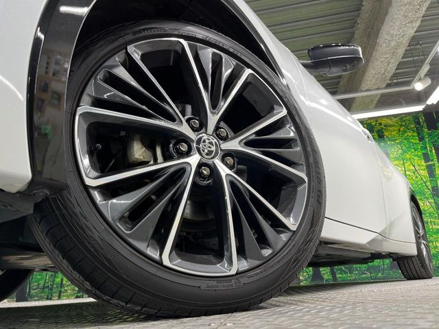 【純正19インチアルミホイール】外観にマッチした純正アルミホイールを装着しております。各種社外アルミホイールや、スタッドレスタイヤも取扱いしております。是非ご相談ください♪