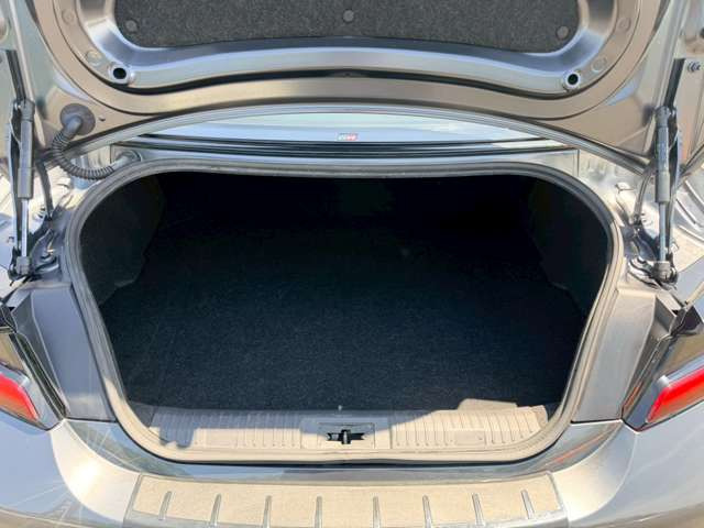 �C�ɂȂ邨�Ԃ�����܂�����E�̓d�b�ԍ����璼�ڂ��X�ɂ��₢���킹���������B�x�����@����ԗ����A��Ԃ܂łȂ�ł������������Ē����܂��B�X�^�b�t�ꓯ���A�����҂����Ă���܂��B