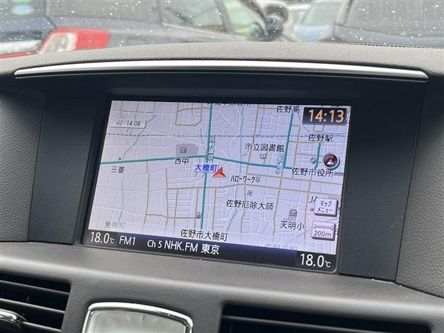 フーガハイブリッド