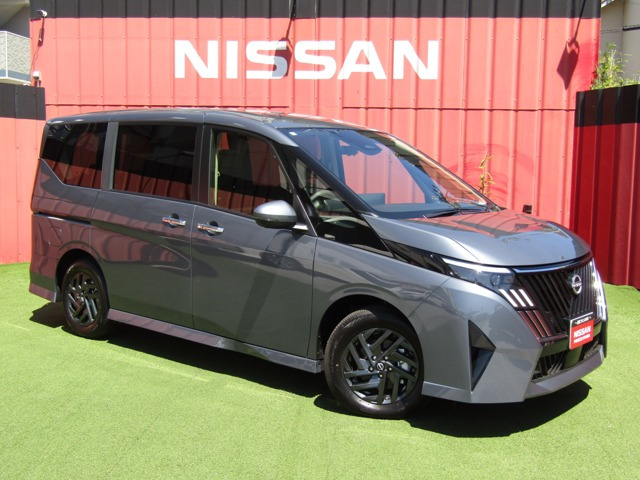 セレナ1.4 e-POWER ハイウェイスターV