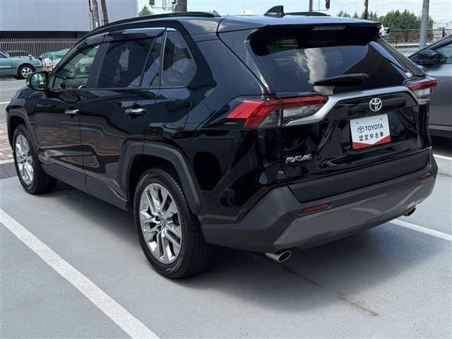 RAV4