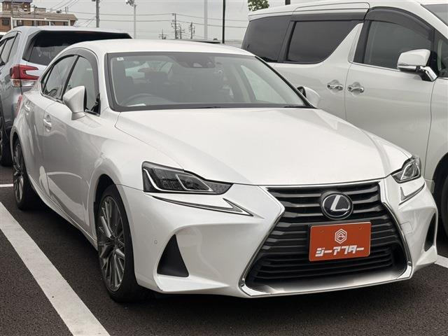 IS300h バージョンL