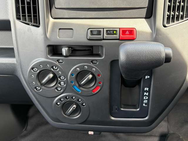 ���̓x�̓I�[�g�T���[���H�R�̍݌ɎԂ����������������肪�Ƃ��������܂��B�����̂��q�l�ɂ��x�����������n��46�N���}���܂����B���ꂩ��������̊F�l�Ɏx������������悤���Ԃ����͂����܂��B