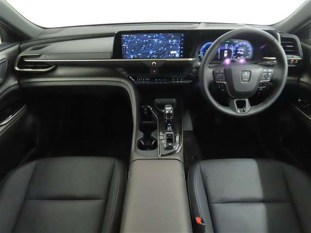 クラウンスポーツ2.5 Z E-Four 4WD