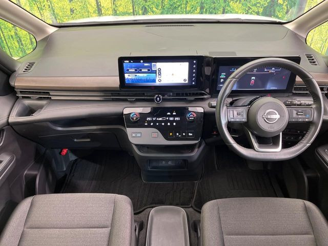 セレナ1.4 e-POWER ハイウェイスターV