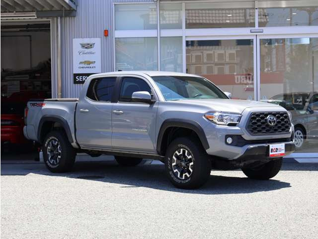 タコマダブルキャブ TRDオフロード 3.5 V6 4WD