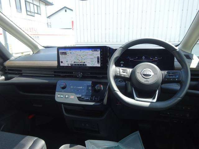 セレナ1.4 e-4ORCE ハイウェイスターV 4WD