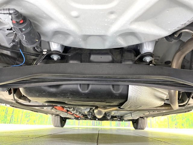 下回りがきれいなうちに、防錆加工の施工がオススメ。降雪地域はもちろん、沿岸部にお住いの方や、趣味でマリン・ウィンタースポーツをされる方にご好評いただいております。