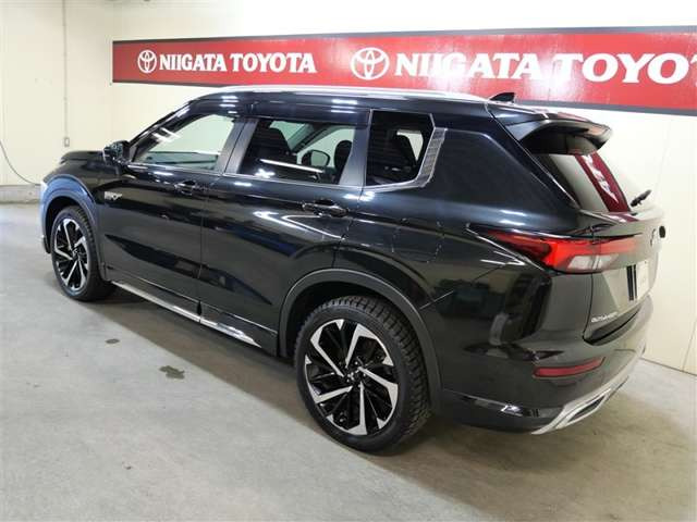 アウトランダーPHEV2.4 G 4WD
