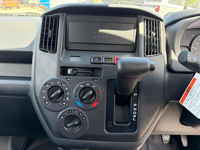 ���̓x�̓I�[�g�T���[���H�R�̍݌ɎԂ����������������肪�Ƃ��������܂��B�����̂��q�l�ɂ��x�����������n��46�N���}���܂����B���ꂩ��������̊F�l�Ɏx������������悤���Ԃ����͂����܂��B