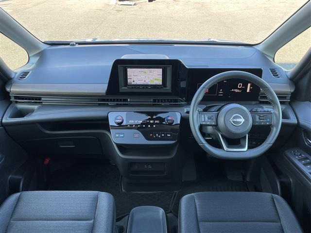 セレナ1.4 e-POWER ハイウェイスターV