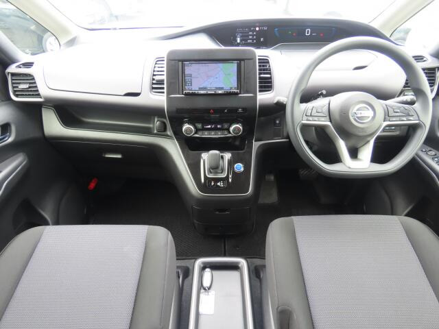 セレナ1.2 e-POWER XV