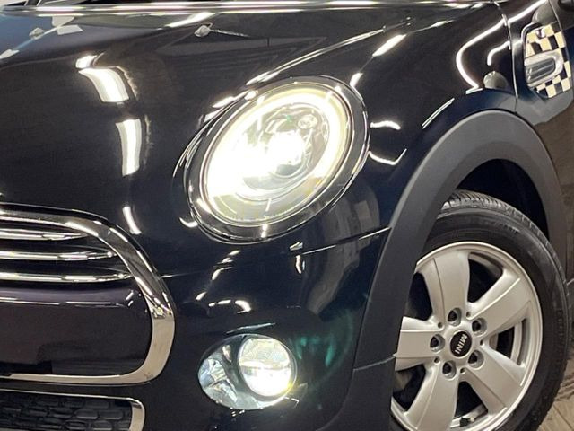 ��LED�w�b�h���C�g:��ԑ��s�����ǍD�Ȏ��E���m�ۂ����S���ĉ^�]�ł��鍂�P�xLED�w�b�h���C�g�𑕔�!�_�����x�������A����d�͂��}�����Ă��܂��B