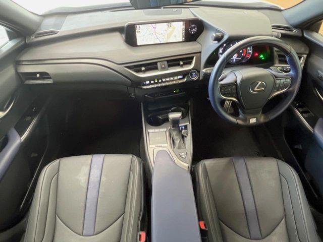 UX250h Fスポーツ スタイル ブルー
