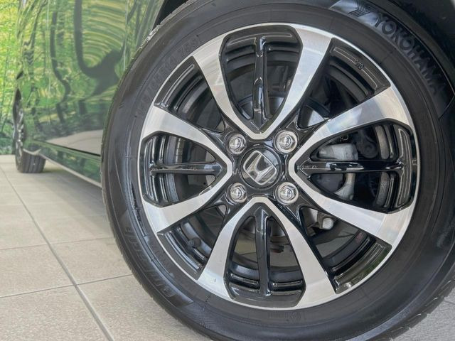 �y����14�C���`�A���~�z�C�[���z�O�ςɃ}�b�`���������A���~�z�C�[���𑕒����Ă���܂��B�e��ЊO�A���~�z�C�[����A�X�^�b�h���X�^�C�����戵�����Ă���܂��B���񂲑��k����������