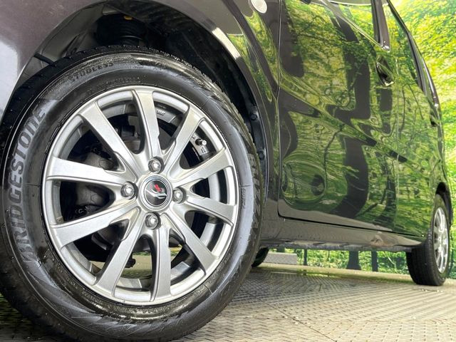 �y14�C���`�A���~�z�C�[���z�O�ςɃ}�b�`�����A���~�z�C�[���𑕒����Ă���܂��B�e��A���~�z�C�[����A�X�^�b�h���X�^�C�����戵�����Ă���܂��B���񂲑��k����������