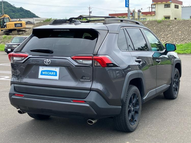 RAV42.0 アドベンチャー オフロードパッケージ 4WD