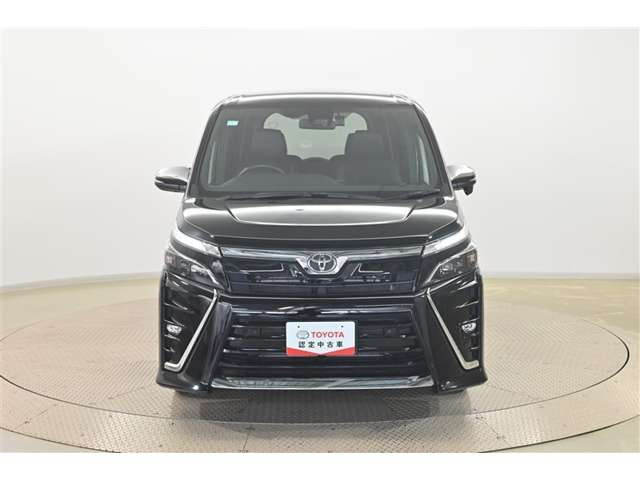 ヴォクシー2.0 ZS 煌III 4WD
