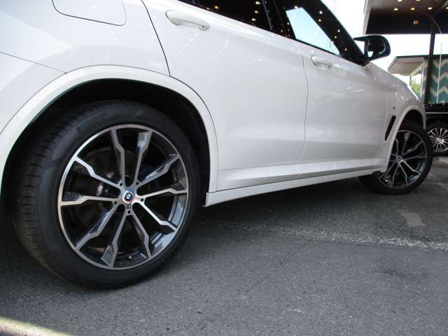 �����i�r�E�t���Z�O�E360&deg;�J�����Eharman/kardon�X�s�[�J�[�ECarplay�EHUD�E�T�����[�t�E���v�V�[�g�E�V�[�g&�X�e�A�q�[�^�[�E����20AW�E�E�v����H�E�p�h���V�t�g�E�O��h�����R�E�A�_�v�e�B�u�N���[�Y�EBSM