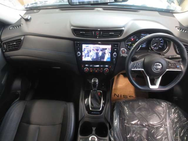 エクストレイル2.0 AUTECH iパッケージ 4WD