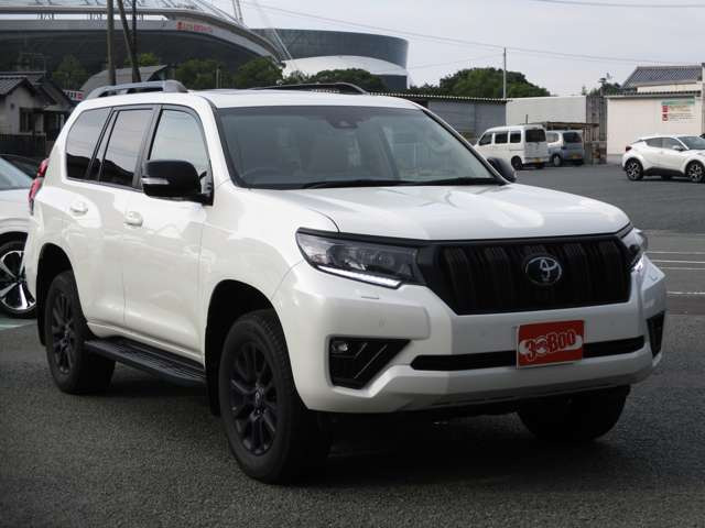ランドクルーザープラド2.7 TX Lパッケージ マットブラック エディション 4WD