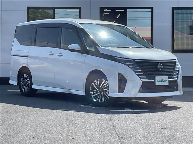 セレナ1.4 e-POWER ハイウェイスターV