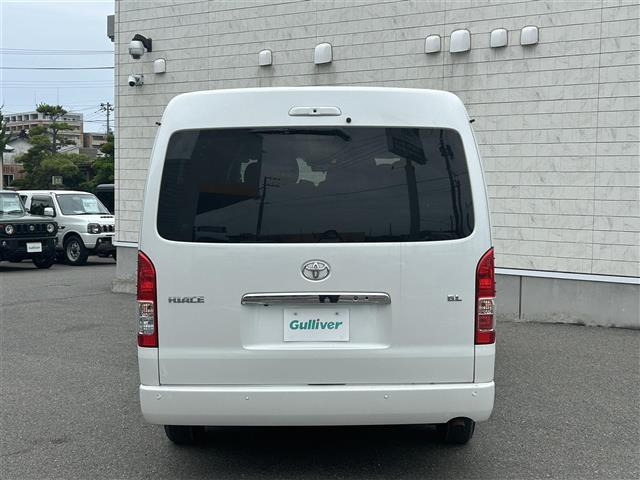 ハイエースバン