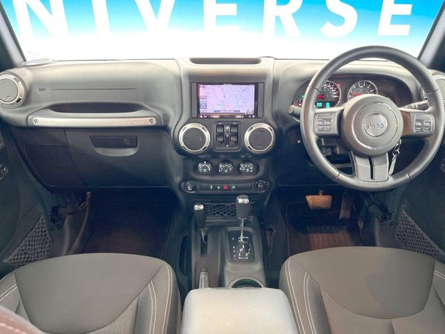ラングラーアンリミテッド サハラ 4WD