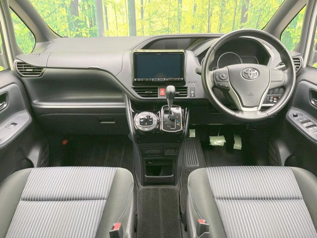 ヴォクシー2.0 ZS 煌II