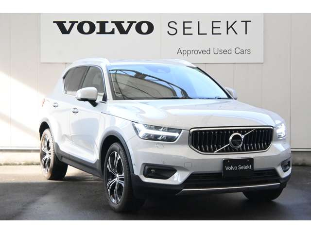 XC40T5 AWD インスクリプション 4WD