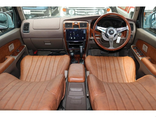 ハイラックスサーフ2.7 SSR-X 4WD