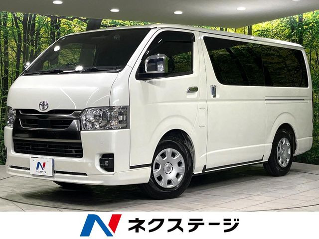 ハイエースバン