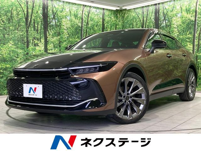 クラウンクロスオーバー2.5 G アドバンスト レザー パッケージ E-Four 4WD