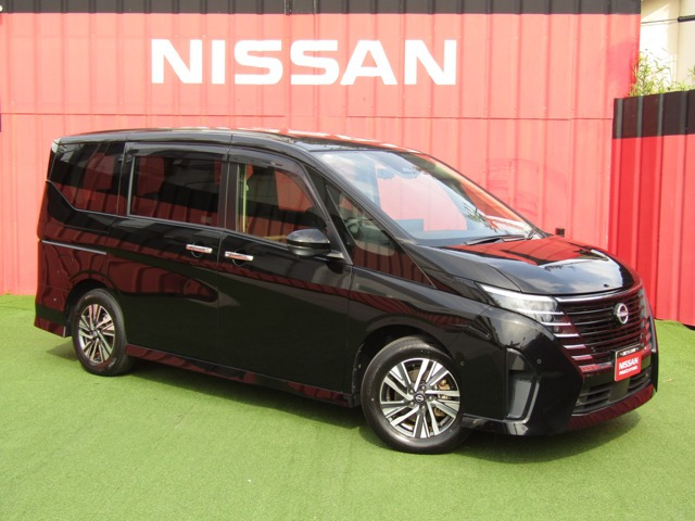 セレナ1.4 e-POWER ハイウェイスターV