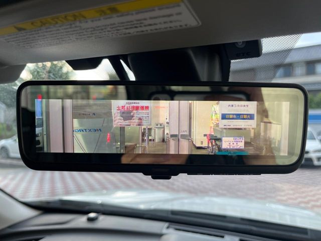 �y�X�}�[�g�����r���[�~���[�z��Ȃ̑傫�ȉו��⓯��҂Ō�����m�F���Â炢���ł����S!�J�������B�e�����ԗ�����̉f�������[���~���[���ɕ\���B�N���A�Ȏ��E�ŏ󋵂̊m�F���\�ł�!