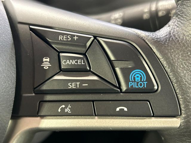 セレナ1.2 e-POWER ハイウェイスターV