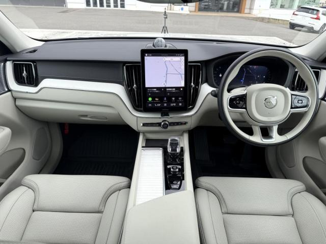 XC60ウルトラ B5 AWD 4WD