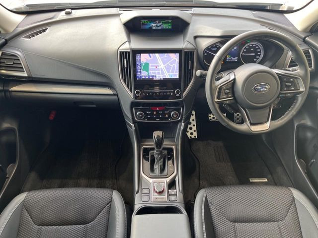 フォレスター2.0 アドバンス 4WD