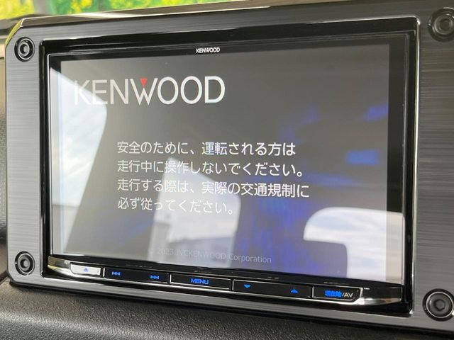 【ナビゲーション】使いやすいナビで目的地までしっかり案内してくれます。各種オーディオ再生機能も充実しており、お車の運転がさらに楽しくなります!!