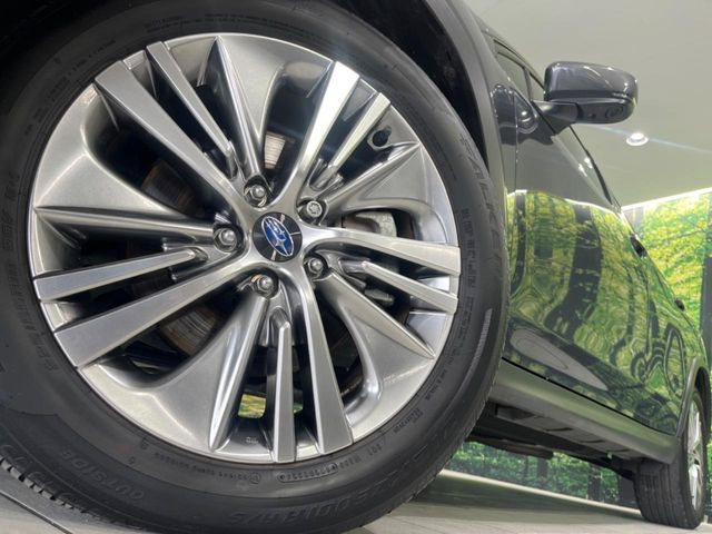 �y����18�C���`�A���~�z�C�[���z�O�ςɃ}�b�`���������A���~�z�C�[���𑕒����Ă���܂��B�e��ЊO�A���~�z�C�[����A�X�^�b�h���X�^�C�����戵�����Ă���܂��B���񂲑��k����������