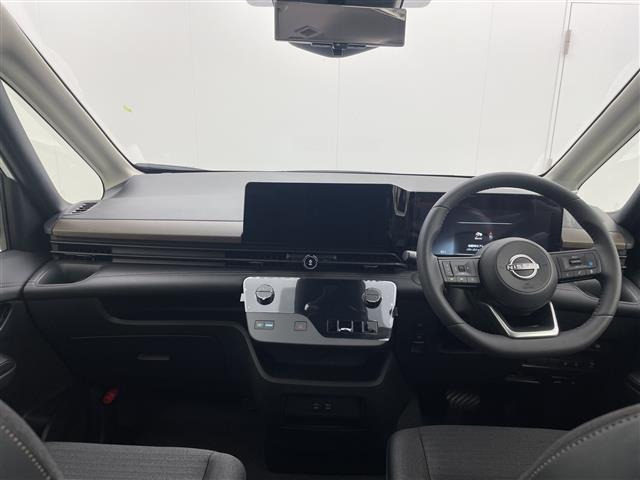 セレナ1.4 e-POWER ハイウェイスターV