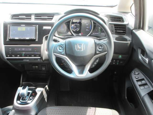 �y�L�x�ȑI�����z�I���b�N�XU-CAR�Ȃ��]�̂��x�������@�Œ��ÎԑI�т��\�ł��B���[���ł̍w���͂������̂��ƁA���X���z�ŏ��钆�Ã��[�X����舵���Ă���܂��B