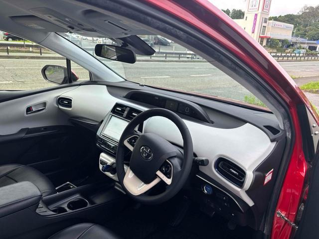 プリウス1.8 S ツーリングセレクション