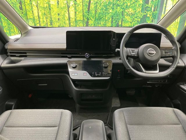 セレナ1.4 e-POWER ハイウェイスターV