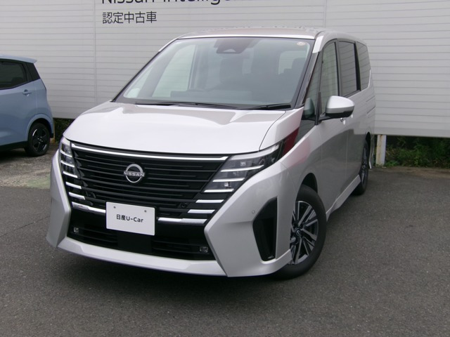 セレナ1.4 e-POWER ハイウェイスターV
