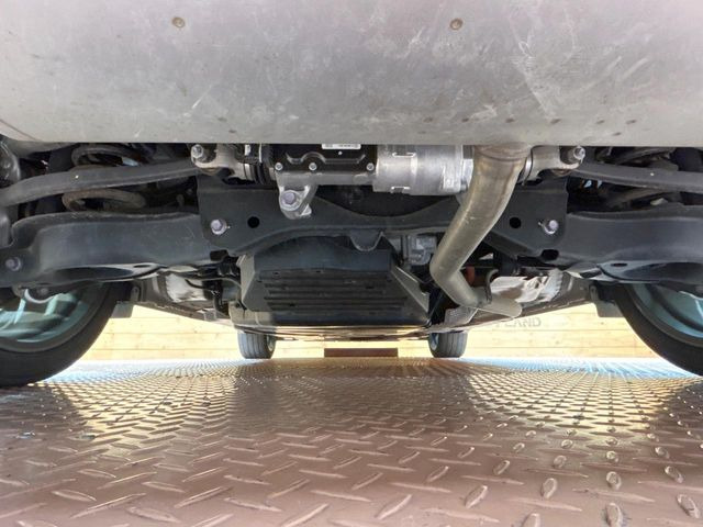 下回りがきれいなうちに、防錆加工の施工がオススメ。降雪地域はもちろん、沿岸部にお住いの方や、趣味でマリン・ウィンタースポーツをされる方にご好評いただいております。