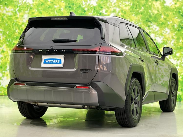 RAV42.5 ハイブリッド アドベンチャー E-Four 4WD
