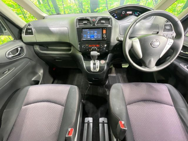 セレナ2.0 ハイウェイスター S-HYBRID